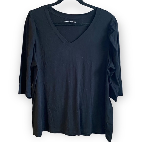 2for$25 Calvin Klein Jeans Black Puff Shoulder V-Neck T-shirt Plus Size 1X - Picture 1 of 10